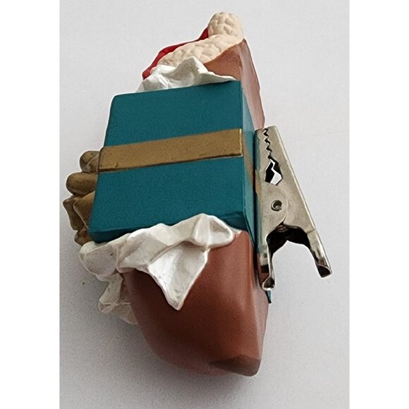 Hallmark Keepsake 1990 Clip-On Ornament Sleeping Dog with Gift Box Holiday Decor - Picture 5 of 7